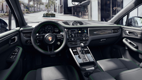 포르쉐_Macan_2024년형_가솔린 2.9_Macan GTS_color_int_GTS interior package in Python Green.jpg