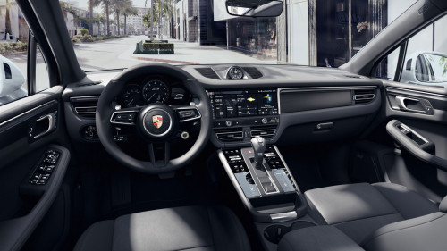 포르쉐_Macan_2024년형_가솔린 2.9_Macan GTS_color_int_Race-Tex interior with extensive items in leather, Black.jpg